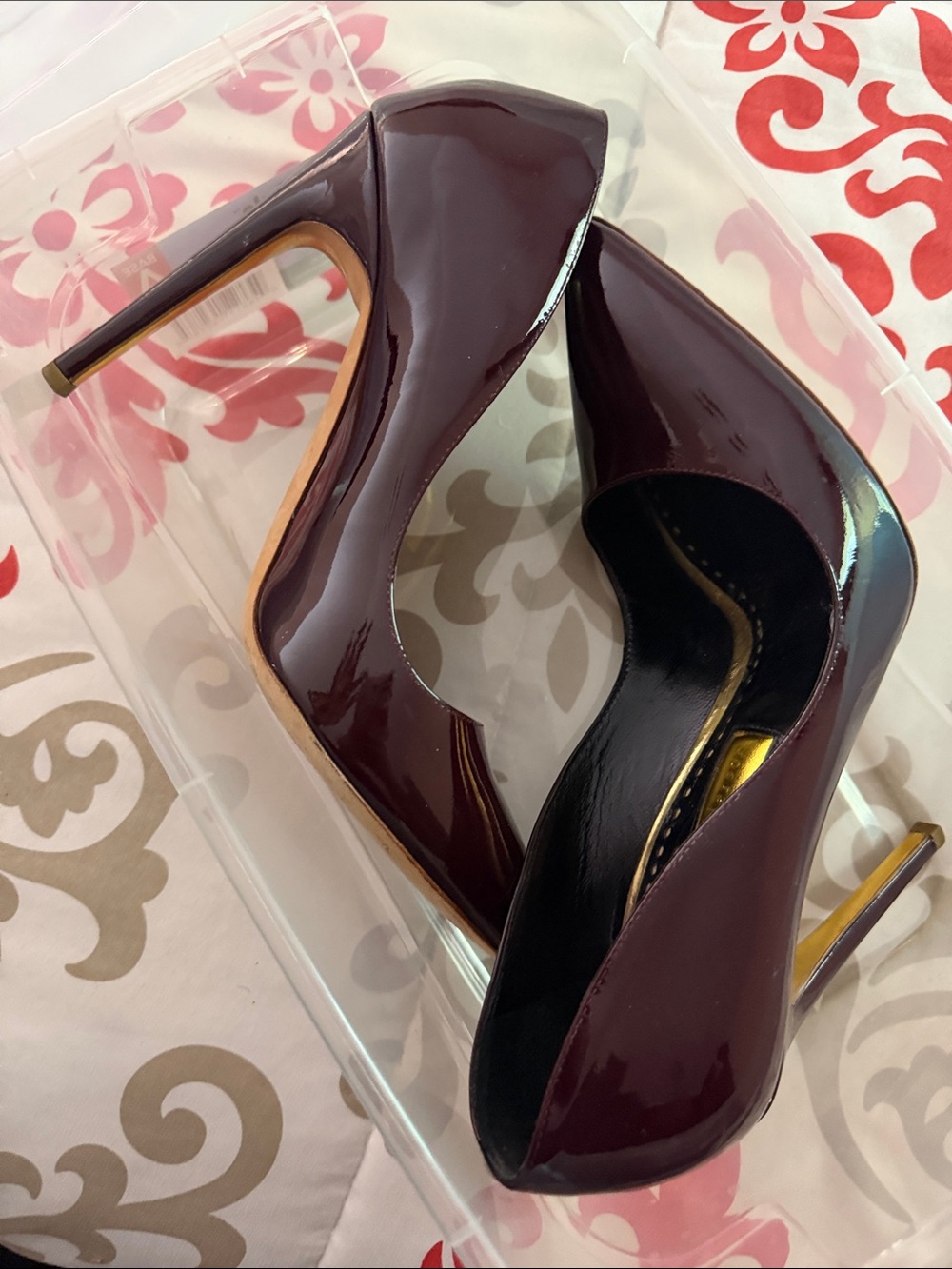 Rupert Sanderson Women’s Burgundy Patent High Heel Pumps